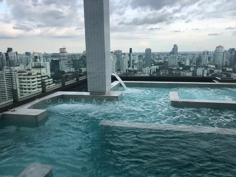 Vittorio 39, Bangkok, 8 Sukhumvit, Khlong Tan Nua, Watthana, Bangkok, 2 Bedrooms, 127 sqm, Condo For Rent, by Boonraksa Sopak, 500289577 - DDproperty.com