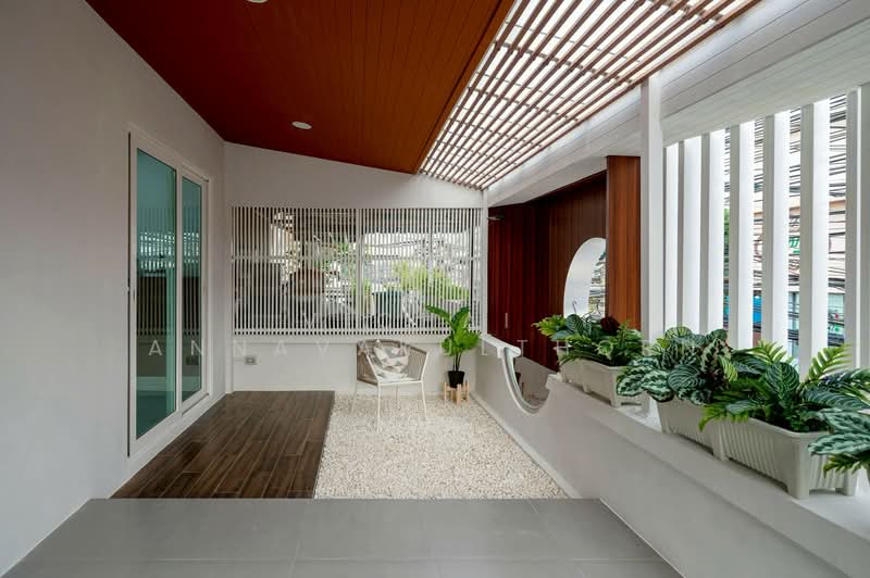 3-BR Townhouse, Bangkok, Huai Khwang, Huai Khwang, Bangkok, 3 Bedrooms, 180 sqm, Townhouse For Rent, by Vichai  Annavakulthorn, 500289616 - DDproperty.com