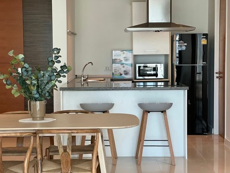 Fullerton Sukhumvit, Bangkok, Sukhumvit Road, Khlong Tan Nua, Watthana, Bangkok, 2 Bedrooms, 96 sqm, Condo For Rent, by Kitnipat Boonyadhammakul, 500289653 - DDproperty.com