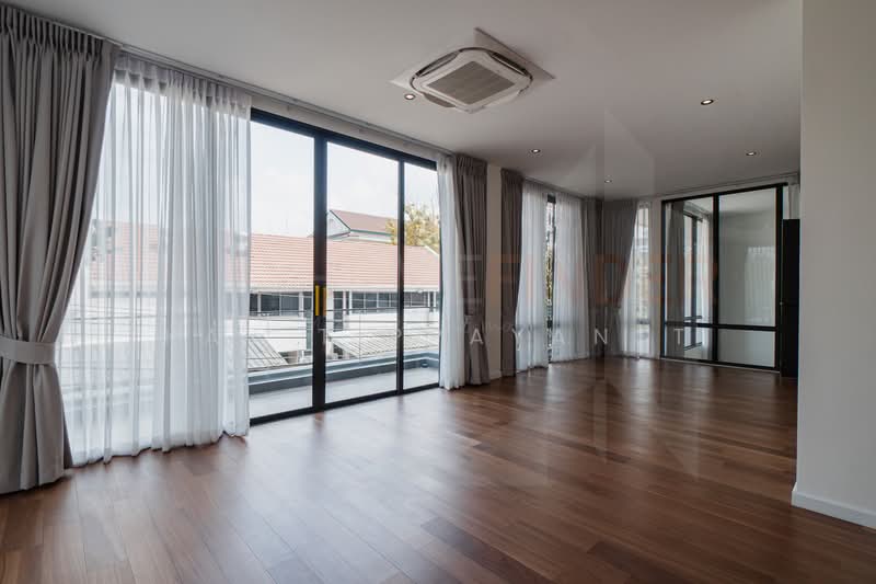 THIRRA Ladprao :, Bangkok, Chan Kasem, Chatuchak, Bangkok, 5 Bedrooms, 667 sqm, Single Detached House For Sale, by Kay Tippayanet, 500289713 - DDproperty.com