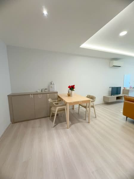 Vtara Sukhumvit 36, Bangkok, 118 Soi Saen Sabai, Phra Kanong, Khlong Toei, Bangkok, 1 Bedroom, 36 sqm, Condo For Sale, by Nuttharom Linla, 500289723 - DDproperty.com