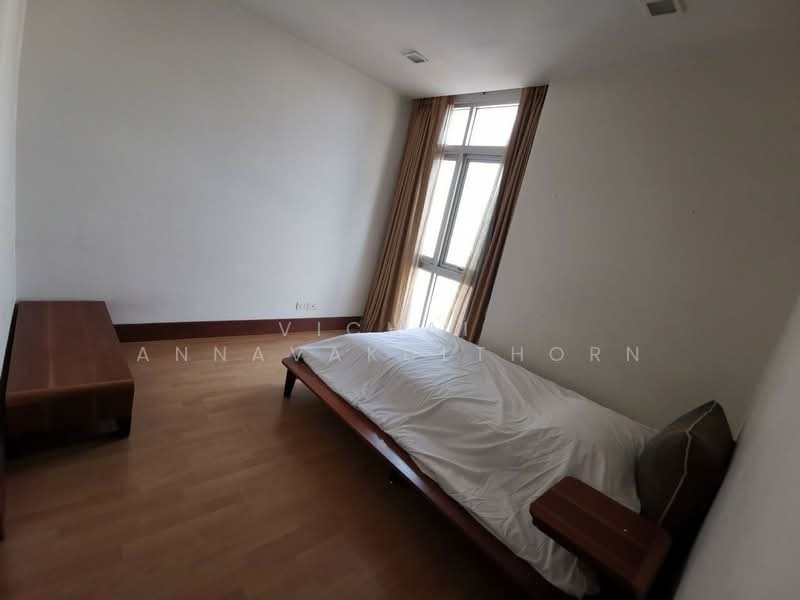 Nusasiri Grand, Bangkok, Soi Sukhumvit 42, Phra Kanong, Khlong Toei, Bangkok, 3 Bedrooms, 135 sqm, Condo For Rent, by Vichai  Annavakulthorn, 500289734 - DDproperty.com