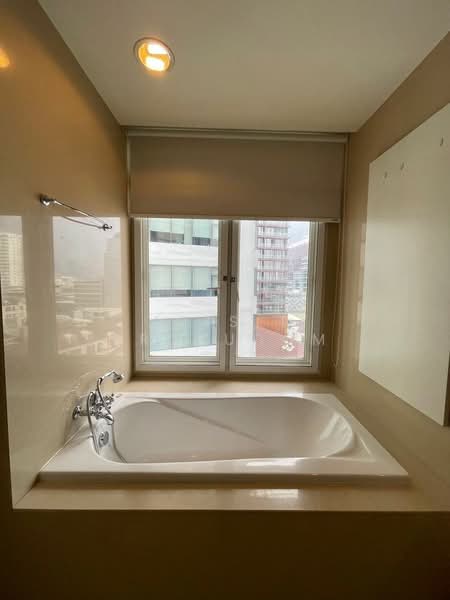 Hampton Thonglor 10, Bangkok, 324 Soi Thonglor 10, Sukhumvit Road, Khlong Tan Nua, Watthana, Bangkok, 4 Bedrooms, 232 sqm, Condo For Rent, by Apisit Premudom, 500289736 - DDproperty.com