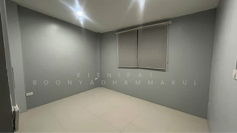 ทาวน์เฮ้าส์ 4-ห้องนอน, กรุงเทพ, ดอกไม้, ประเวศ, กรุงเทพ, 220 ตร.ม., ทาวน์เฮ้าส์ ขาย, โดย Kitnipat Boonyadhammakul, 500289760 - DDproperty.com