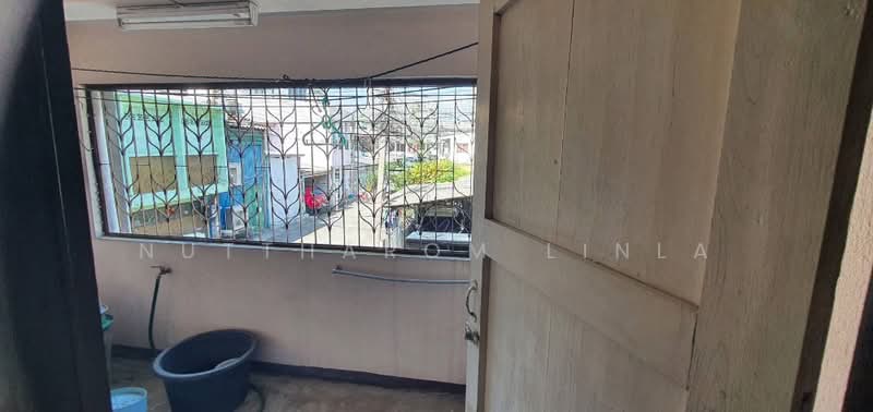 4-BR Townhouse, Bangkok, Huai Khwang, Huai Khwang, Bangkok, 4 Bedrooms, 180 sqm, Townhouse For Sale, by Nuttharom Linla, 500289766 - DDproperty.com