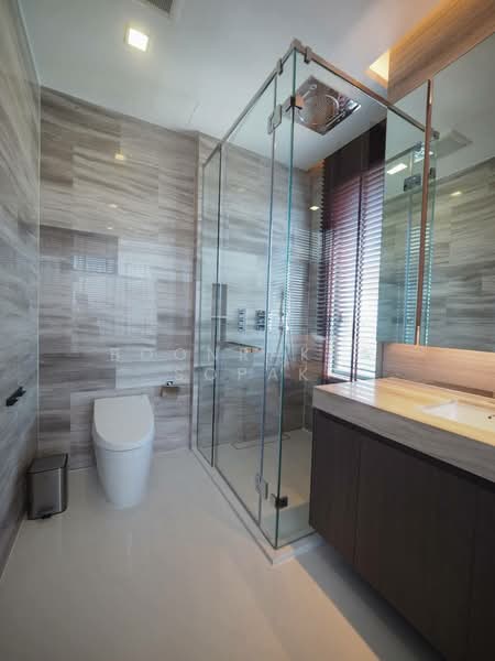 Q1 Sukhumvit, Bangkok, 1 Sukhumvit Road, Khlong Toei, Khlong Toei, Bangkok, 3 Bedrooms, 148 sqm, Condo For Rent, by Boonraksa Sopak, 500289777 - DDproperty.com