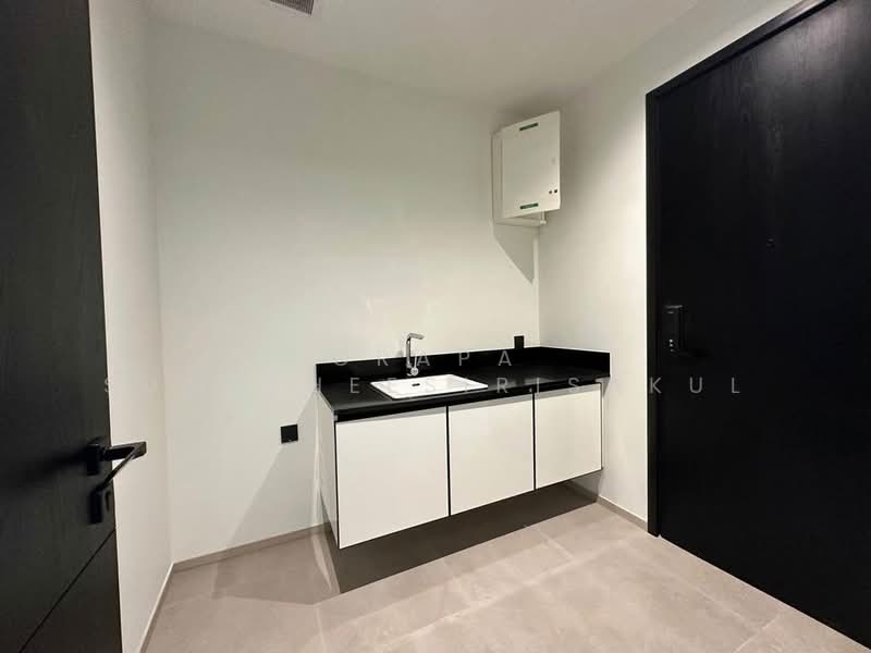 Chapter Charoennakhon–Riverside, Bangkok, Charoennakorn Road, Bang Lam Phu Lang, Khlong San, Bangkok, 3 Bedrooms, 150 sqm, Condo For Sale, by Orapa Sumetheesirisakul, 500289782 - DDproperty.com