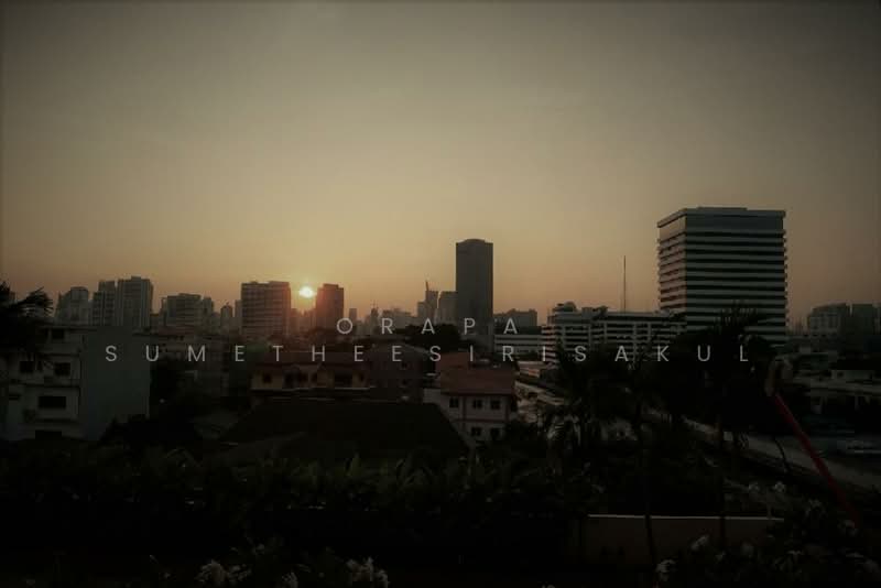 J.C. Tower, Bangkok, Soi Sukhumvit 55, Khlong Tan Nua, Watthana, Bangkok, 1 Bedroom, 55 sqm, Condo For Sale, by Pemika Aukkaraleekul, 500289790 - DDproperty.com