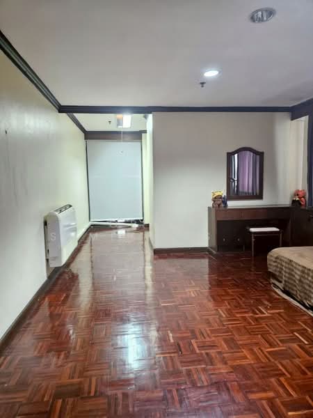 Baan Phrom Phong, Bangkok, Soi Sukhumvit 39, Khlong Tan Nua, Watthana, Bangkok, 3 Bedrooms, 195 sqm, Condo For Sale, by Pemika Aukkaraleekul, 500289833 - DDproperty.com