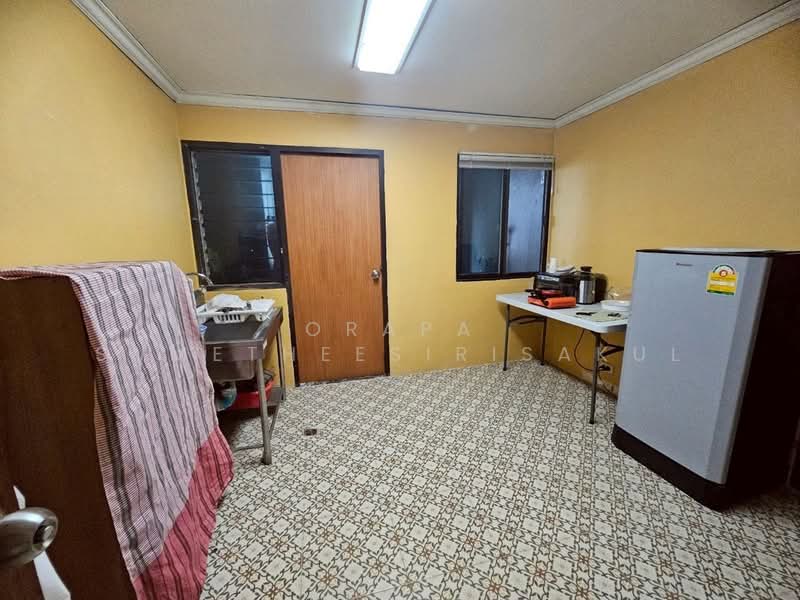 Baan Phrom Phong, Bangkok, Soi Sukhumvit 39, Khlong Tan Nua, Watthana, Bangkok, 3 Bedrooms, 195 sqm, Condo For Sale, by Pemika Aukkaraleekul, 500289833 - DDproperty.com