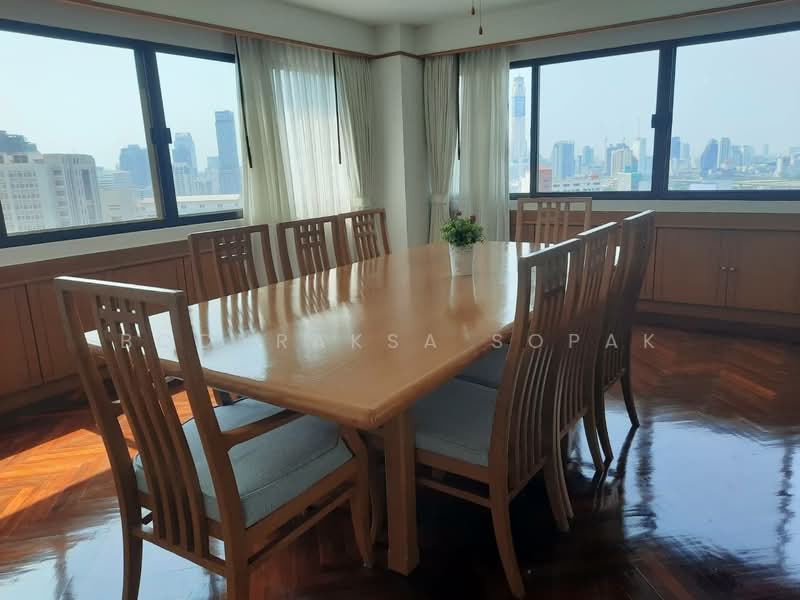 Four Wings Mansion, Bangkok, 32 Soi Sukhumvit 11, Khlongtoei Nua, Watthana, Bangkok, 3 Bedrooms, 220 sqm, Apartment For Rent, by Boonraksa Sopak, 500289842 - DDproperty.com
