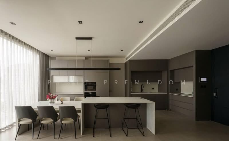 The Strand Thonglor, Bangkok, 36 Soi Sukhumvit 55, Khlong Tan Nua, Watthana, Bangkok, 2 Bedrooms, 110 sqm, Condo For Rent, by Apisit Premudom, 500289844 - DDproperty.com