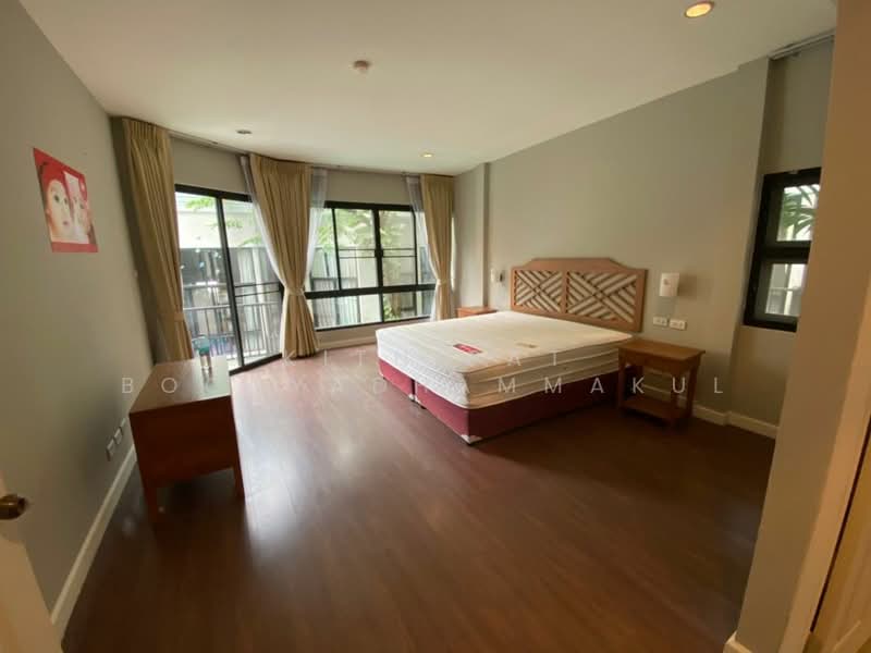 Veranda Ville, Bangkok, Soi Sukhumvit 38, Phra Kanong, Khlong Toei, Bangkok, 4 Bedrooms, 350 sqm, Single Detached House For Rent, by Kitnipat Boonyadhammakul, 500289865 - DDproperty.com