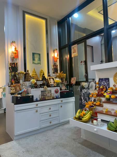 Saransiri Srivaree : สราญสิริ ศรีวารี, สมุทรปราการ, 343 ถนนทางหลวงชนบท, ศีรษะจรเข้น้อย, บางเสาธง, สมุทรปราการ, 163 ตร.ม., บ้านเดี่ยว ขาย, โดย Kitnipat Boonyadhammakul, 500289920 - DDproperty.com