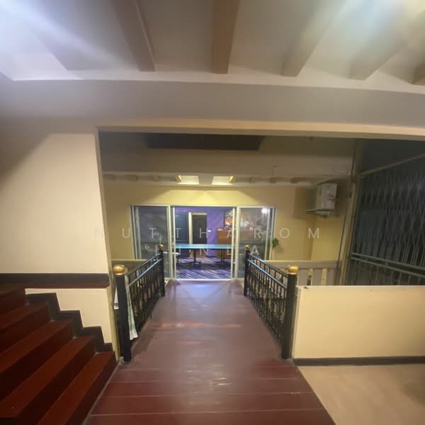 8-BR Townhouse, Bangkok, Wat Tha Pra, Bangkok Yai, Bangkok, 8 Bedrooms, 700 sqm, Townhouse For Sale, by Nuttharom Linla, 500289923 - DDproperty.com