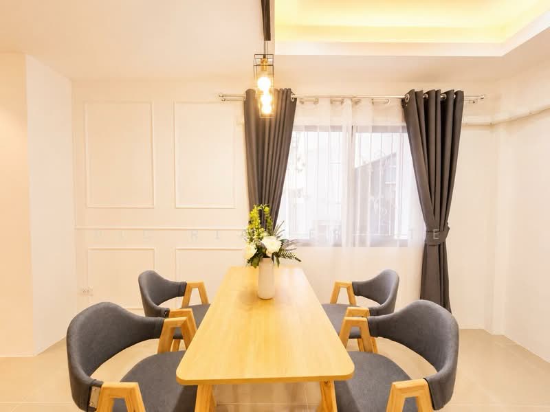 For Sale - Townhome for Sale Siam Country Club East Pattaya, Chon Buri (Pattaya)