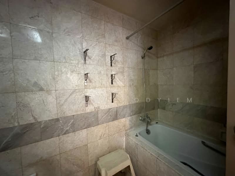 Baan Ploenchit, Bangkok, Soi Ruamrudee 2 Ploenchit Road, Lumphini, Pathum Wan, Bangkok, 1 Bedroom, 60 sqm, Condo For Sale, by Suchada Yodyiem, 500289997 - DDproperty.com