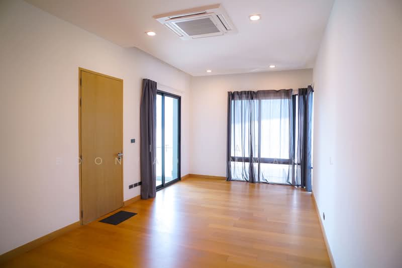 The Glamor Ekkamai – Praditmanutham, Bangkok, Soi Praditmanutham 8, Khlong Chaokhun Sing, Wang Thonglang, Bangkok, 3 Bedrooms, 450 sqm, Single Detached House For Sale, by Kitnipat Boonyadhammakul, 500290040 - DDproperty.com