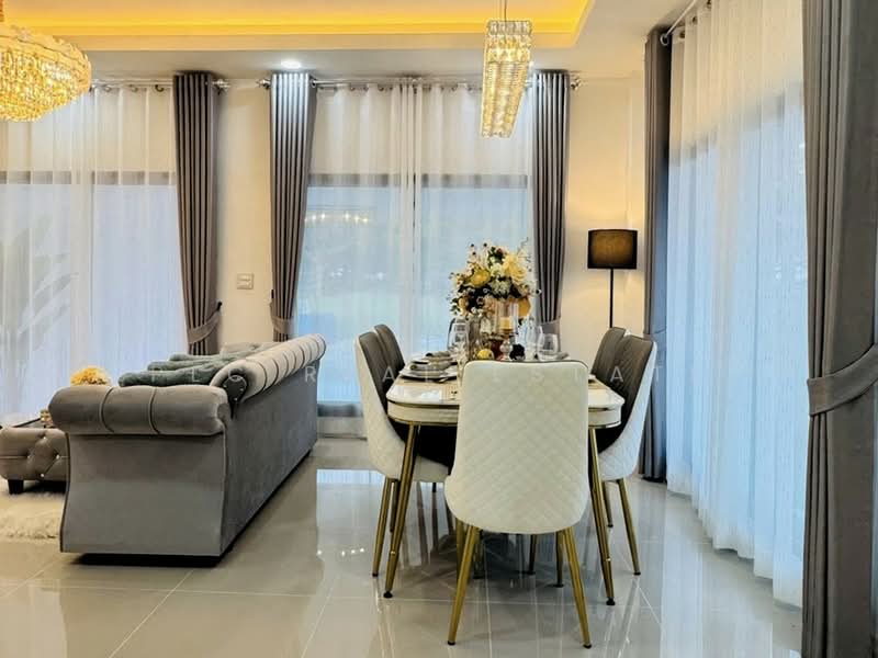 House for Sale Nong Pla Lai Pattaya East 3 Bedrooms Built in, Chon Buri (Pattaya), Bang Lamung, Bang Lamung (Pattaya), Chon Buri (Pattaya), 3 Bedrooms, 200 sqm, Single Detached House For Sale, by PLC real estate, 500290080 - DDproperty.com