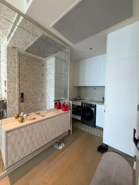 The Strand Thonglor, Bangkok, 36 Soi Sukhumvit 55, Khlong Tan Nua, Watthana, Bangkok, 1 Bedroom, 51 sqm, Condo For Rent, by Kitnipat Boonyadhammakul, 500290108 - DDproperty.com