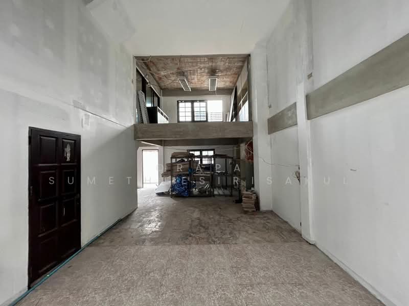 undefined, Bangkok, Khlong Tan Nua, Watthana, Bangkok, 5 Bedrooms, 230 sqm, Townhouse For Sale, by Orapa Sumetheesirisakul, 500290114 - DDproperty.com