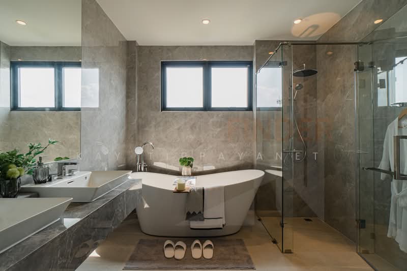 THIRRA Ladprao, Bangkok, Chan Kasem, Chatuchak, Bangkok, 5 Bedrooms, 575 sqm, Villa For Sale, by Kay Tippayanet, 500290151 - DDproperty.com