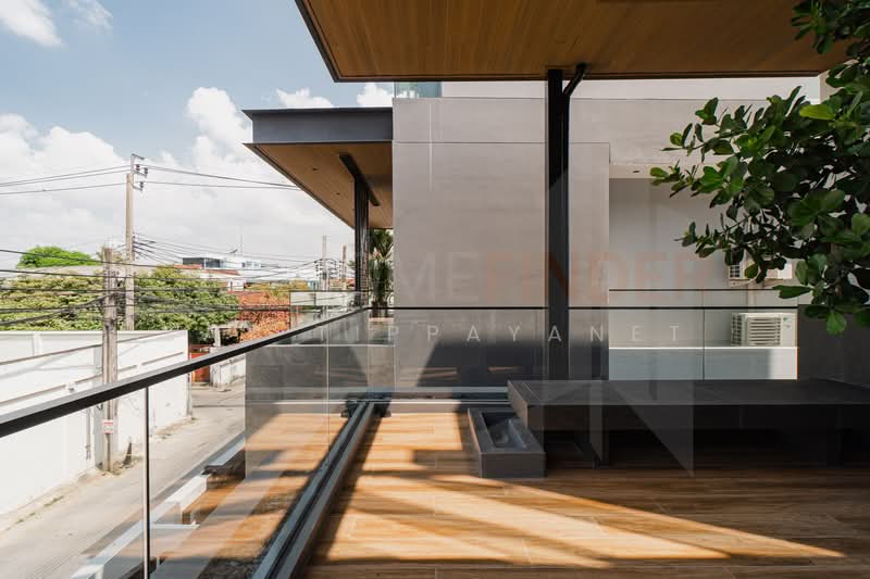 THIRRA Ladprao, Bangkok, Chan Kasem, Chatuchak, Bangkok, 5 Bedrooms, 575 sqm, Villa For Sale, by Kay Tippayanet, 500290151 - DDproperty.com