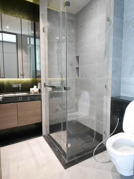 28 Chidlom, Bangkok, 28 Chit Lom Alley, Lumphini, Pathum Wan, Bangkok, 2 Bedrooms, 79 sqm, Condo For Rent, by Decalf Simon, 500290153 - DDproperty.com