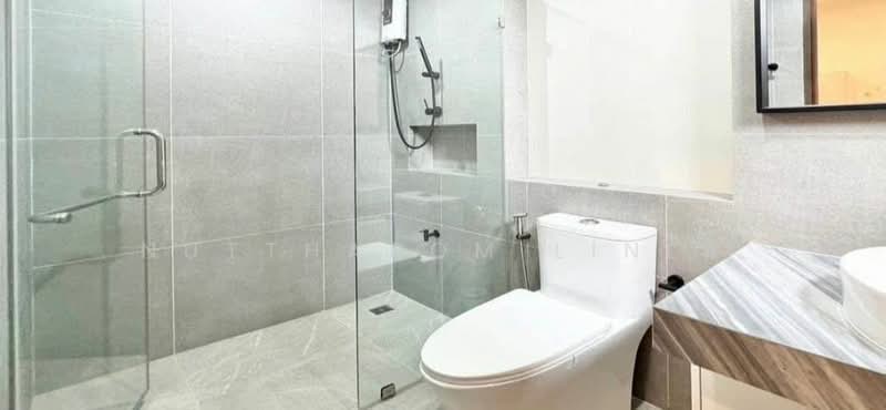 6-BR House, Bangkok, Bang Lam Phu Lang, Khlong San, Bangkok, 6 Bedrooms, 530 sqm, Single Detached House For Sale, by Nuttharom Linla, 500290171 - DDproperty.com