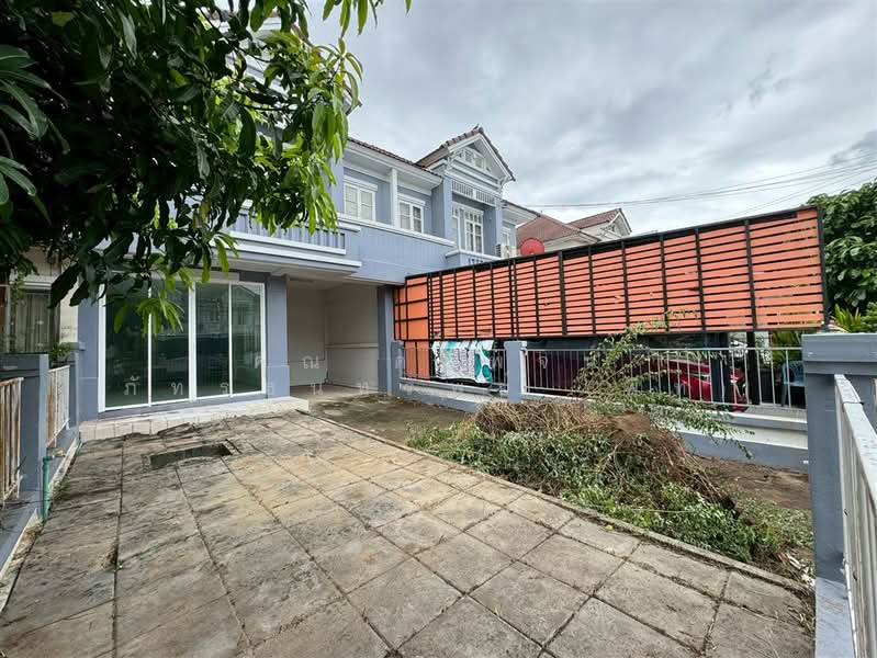 Moobaan Piyawararom Khlong 4, Pathum Thani, Sawai Pracharat Road, Bang Yitho, Thanyaburi, Pathum Thani, 3 Bedrooms, 120 sqm, Townhouse For Sale, by คุณ คติพจน์ ภัทรธนทรัพย์ (พีท), 500290225 - DDproperty.com