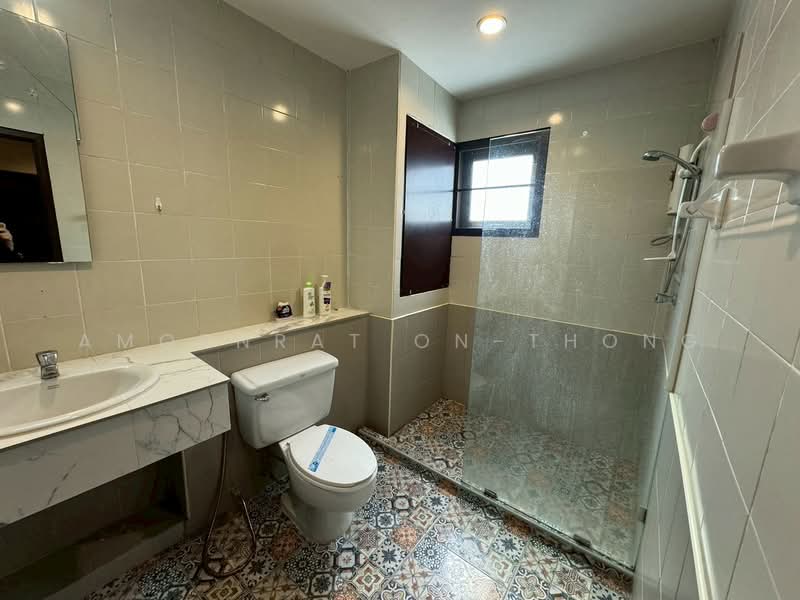Townhouse, Bangkok, Khlongtoei Nua, Watthana, Bangkok, 6 Bedrooms, 450 sqm, Townhouse For Rent, by Amornrat On-Thong, 500290250 - DDproperty.com