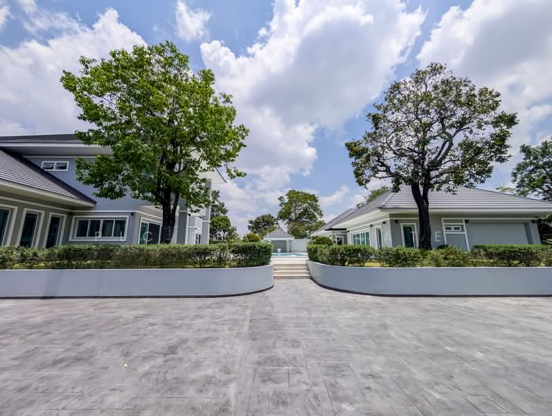 Luxury Villa for Sale Mabprachan East Pattaya, Chon Buri (Pattaya), Bang Lamung, Bang Lamung (Pattaya), Chon Buri (Pattaya), 6 Bedrooms, 748 sqm, Villa For Sale, by PLC real estate, 500290253 - DDproperty.com