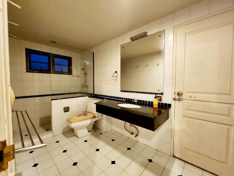 For Sale - Aree Place Sukhumvit 26, Bangkok