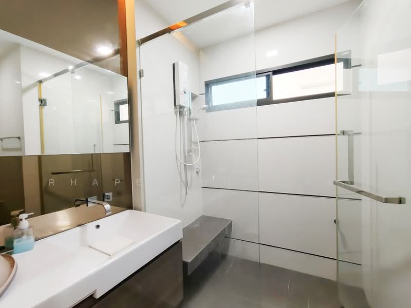 Ladawan Rattanathibet, Nonthaburi, Rattanathibet Road, Bang Rak Noi, Muang Nonthaburi, Nonthaburi, 4 Bedrooms, 400 sqm, Single Detached House For Sale, by รพีร์ทัธ Rhapeethut (ทัธ), 500290273 - DDproperty.com