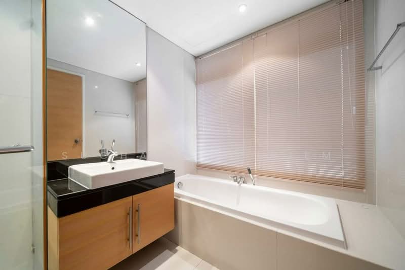 Fullerton Sukhumvit, Bangkok, Sukhumvit Road, Khlong Tan Nua, Watthana, Bangkok, 2 Bedrooms, 96 sqm, Condo For Sale, by Suchada Yodyiem, 500290289 - DDproperty.com