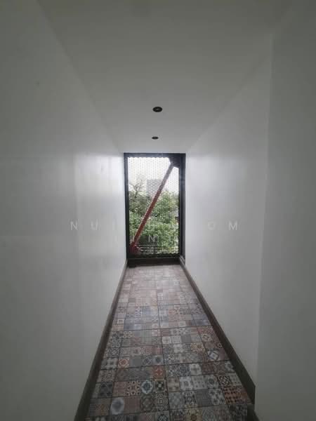 Penthouse Condominium 3, Bangkok, Sukhumvit 65, Phra Kanong Nua, Watthana, Bangkok, 4 Bedrooms, 235 sqm, Condo For Sale, by Nuttharom Linla, 500290315 - DDproperty.com