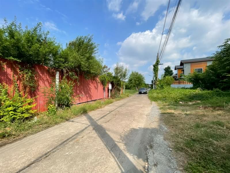 For Sale - ที่ดินเปล่า 99 ตร.ว. ที่ดิน ใกล้ตลาดอินทรารักษ์ ซอยนวมินทร์24 (ซอยอุเทน13) ถนนนวมินทร์, Bangkok