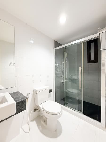 Areeya Tobe Kaset-Nawamintr, Bangkok, Lat Pla Khao Road, Chorake Bua, Lat Phrao, Bangkok, 3 Bedrooms, 220 sqm, Townhouse For Sale, by อภิมงคล สุขเกษม, 500290426 - DDproperty.com