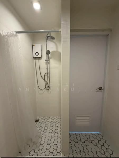undefined, Bangkok, Phra Kanong, Khlong Toei, Bangkok, 5 Bedrooms, 400 sqm, Townhouse For Rent, by Vichai  Annavakulthorn, 500290440 - DDproperty.com