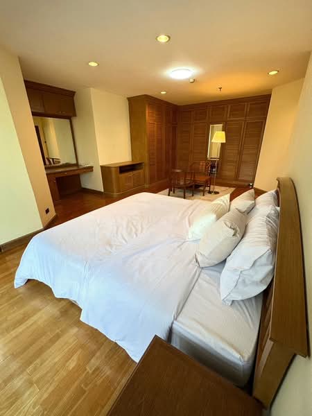 Fifty Fifth Tower : ฟิฟตี้ฟิฟท์ ทาวเวอร์, กรุงเทพ, 84 ซอยสุขุมวิท 55 ถนนสุขุมวิท, คลองตันเหนือ, วัฒนา, กรุงเทพ, 170 ตร.ม., คอนโด ให้เช่า, โดย Vichai  Annavakulthorn, 500290473 - DDproperty.com
