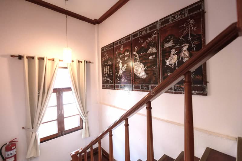 undefined, Bangkok, Samsen Nok, Huai Khwang, Bangkok, 4 Bedrooms, 288 sqm, Single Detached House For Sale, by Suchada Yodyiem, 500290481 - DDproperty.com