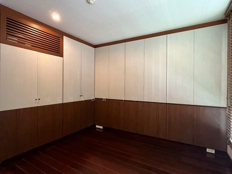 Click Condo Sukhumvit 65, Bangkok, 101 Soi Sukhumvit 65 Sukhumvit Road, Phra Kanong Nua, Watthana, Bangkok, 3 Bedrooms, 123 sqm, Condo For Sale, by Suchada Yodyiem, 500290509 - DDproperty.com