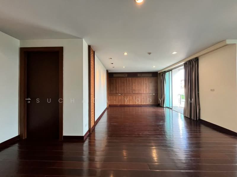 Click Condo Sukhumvit 65, Bangkok, 101 Soi Sukhumvit 65 Sukhumvit Road, Phra Kanong Nua, Watthana, Bangkok, 3 Bedrooms, 123 sqm, Condo For Sale, by Suchada Yodyiem, 500290509 - DDproperty.com