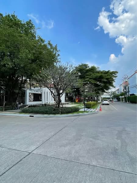 Baan Klang Muang Ratchada 36 : บ้านกลางเมือง รัชดา 36, กรุงเทพ, รัชดาภิเษก 36 แยก 9-3-6, จันทรเกษม, จตุจักร, กรุงเทพ, 164 ตร.ม., ทาวน์เฮ้าส์ ขาย, โดย Nuttharom Linla, 500290557 - DDproperty.com