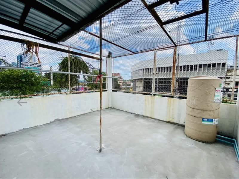 For Sale - 7-BR Townhouse, Bangkok