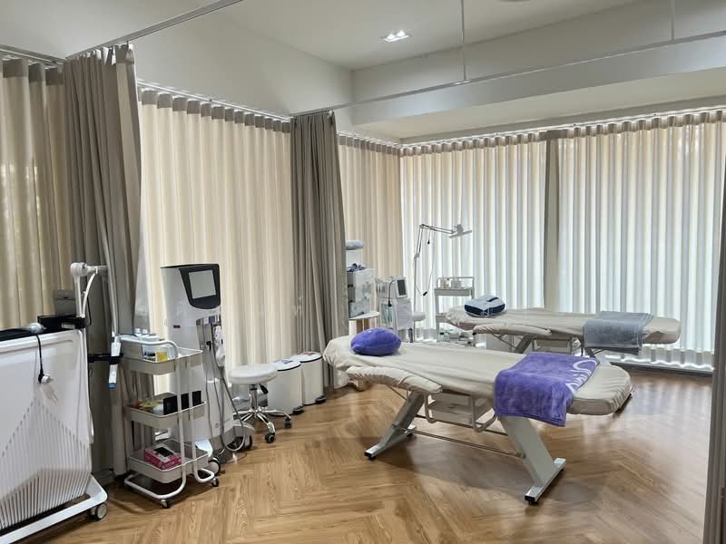 Clinic for Takeover in Thonglor Main Road 5 Minutes Drive form BTS, กรุงเทพ, คลองตันเหนือ, วัฒนา, กรุงเทพ, 131 ตร.ม., พื้นที่ขายของ ขาย, โดย ชุตินันท์ มุ่งหมาย, 500290600 - DDproperty.com