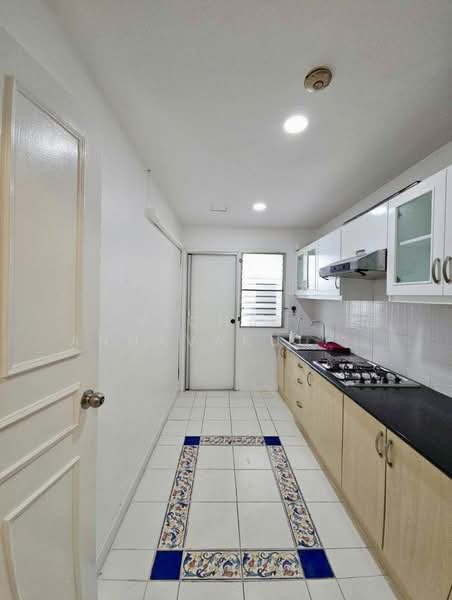 D.S. Tower 2 Sukhumvit 39, Bangkok, Soi Sukhumvit 39, Khlong Tan Nua, Watthana, Bangkok, 3 Bedrooms, 125 sqm, Condo For Rent, by Vichai  Annavakulthorn, 500290603 - DDproperty.com