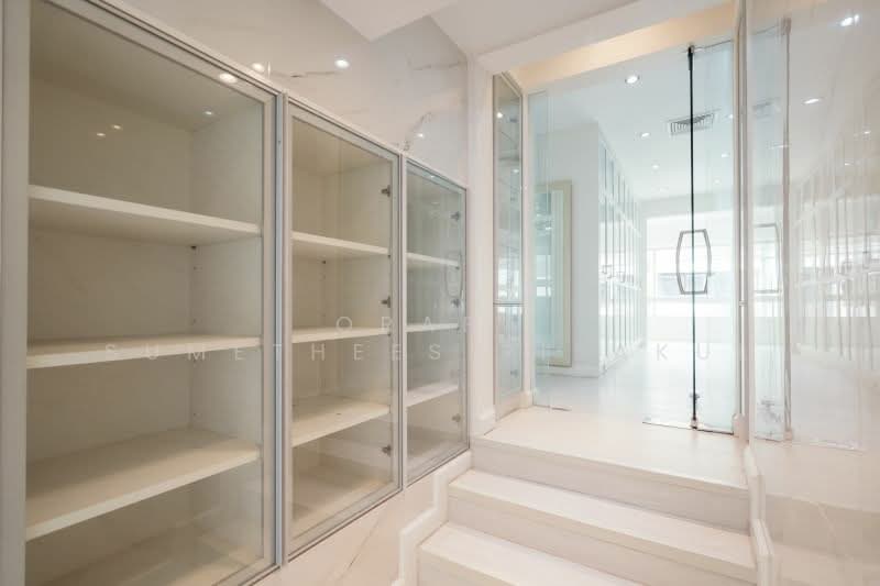 4-BR Townhouse, Bangkok, Khlongtoei Nua, Watthana, Bangkok, 4 Bedrooms, 440 sqm, Townhouse For Sale, by Orapa Sumetheesirisakul, 500290624 - DDproperty.com