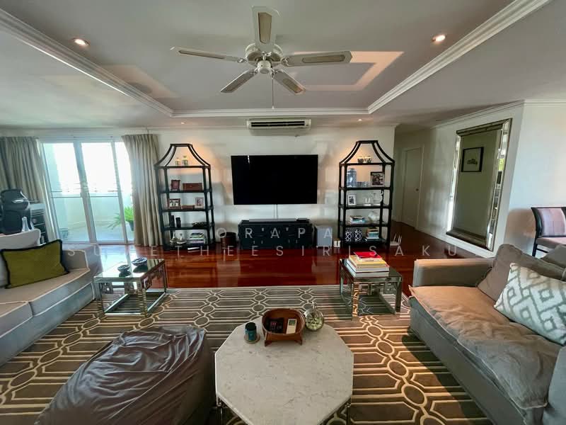 Regent On The Park 3, Bangkok, 185 Soi Sukhumvit 39 Sukhumvit Road, Khlong Tan Nua, Watthana, Bangkok, 3 Bedrooms, 252 sqm, Condo For Sale, by Pemika Aukkaraleekul, 500290667 - DDproperty.com