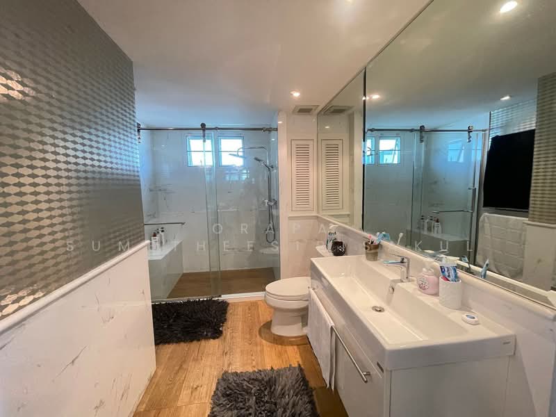 Regent On The Park 3, Bangkok, 185 Soi Sukhumvit 39 Sukhumvit Road, Khlong Tan Nua, Watthana, Bangkok, 3 Bedrooms, 252 sqm, Condo For Sale, by Pemika Aukkaraleekul, 500290667 - DDproperty.com